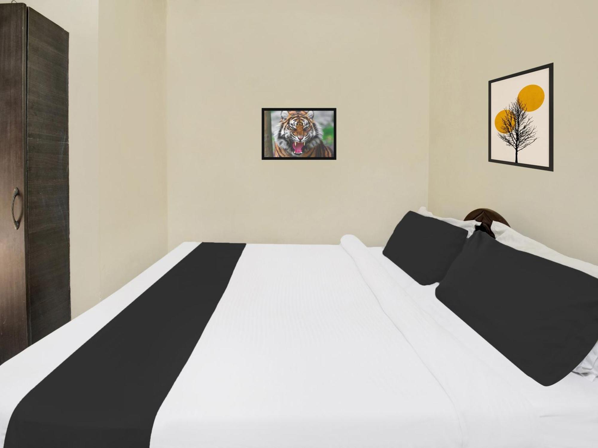 Super Hotel O Maligaon Adabari Гувахати Екстериор снимка