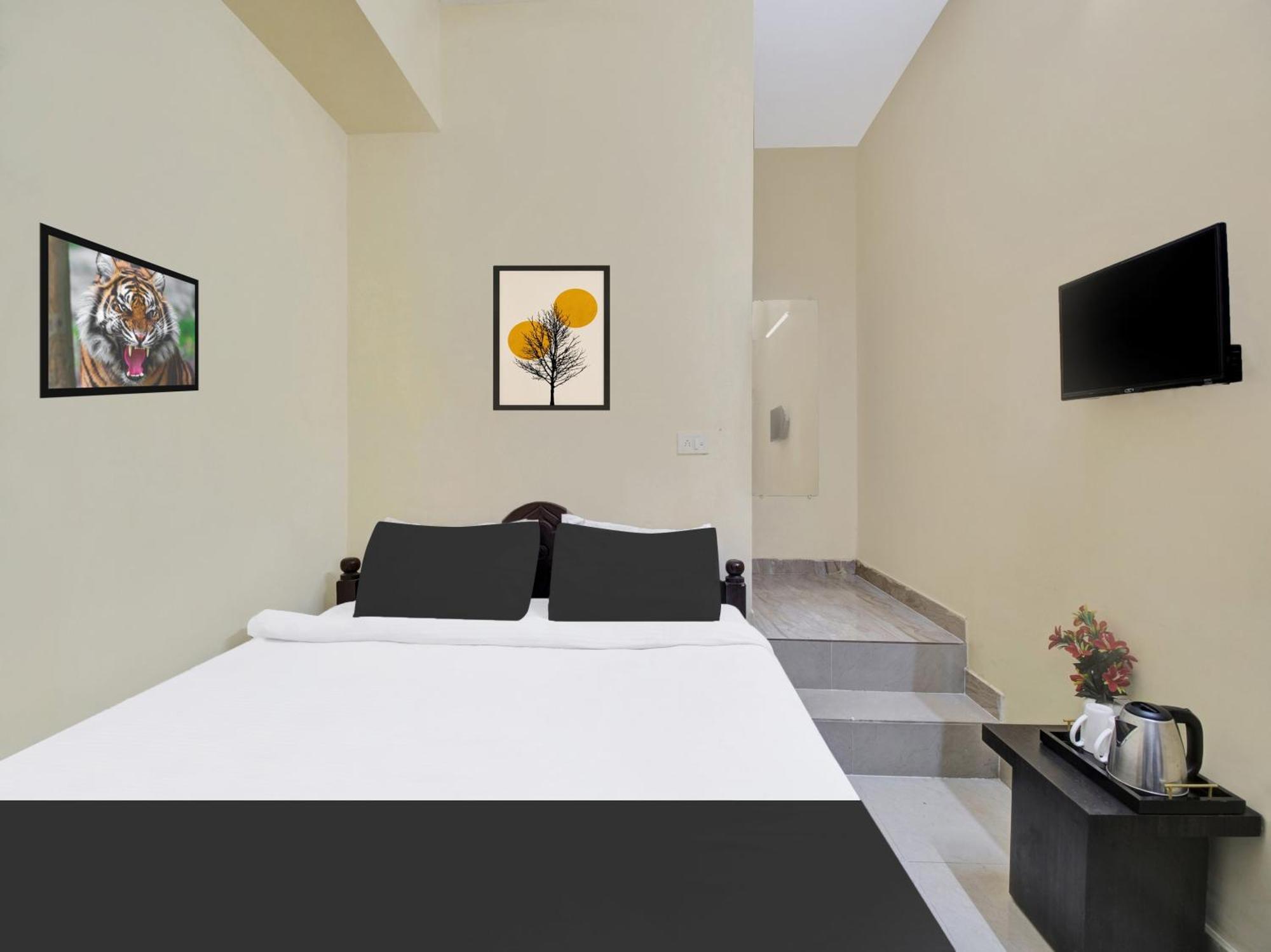 Super Hotel O Maligaon Adabari Гувахати Екстериор снимка